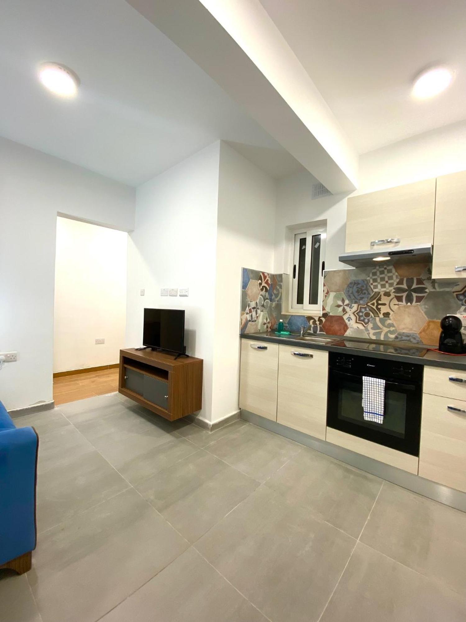 Marina Suites & Apartments - Self Catering - By Tritoni Hotels Gzira Exterior foto